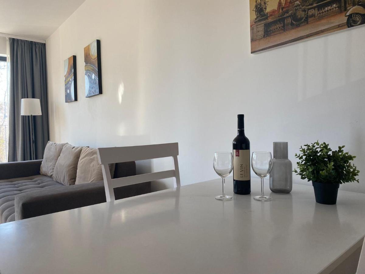 Brand New Apartment With Outdoor Swimming Pool Varna Extérieur photo