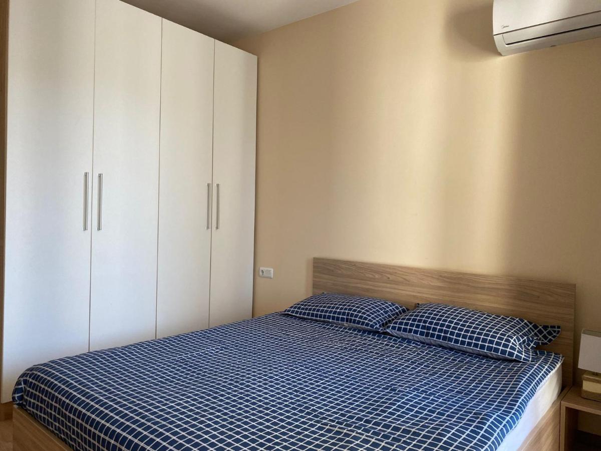 Brand New Apartment With Outdoor Swimming Pool Varna Extérieur photo