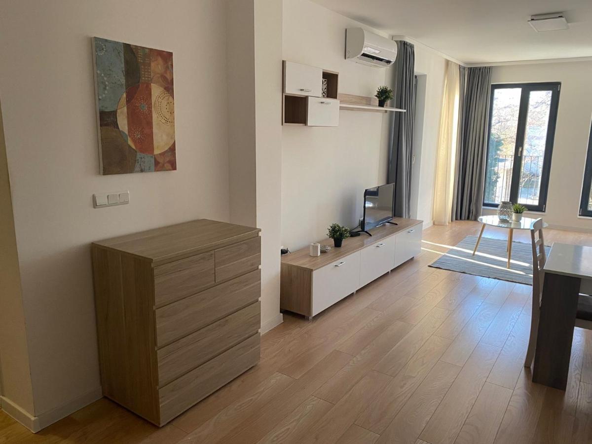 Brand New Apartment With Outdoor Swimming Pool Varna Extérieur photo